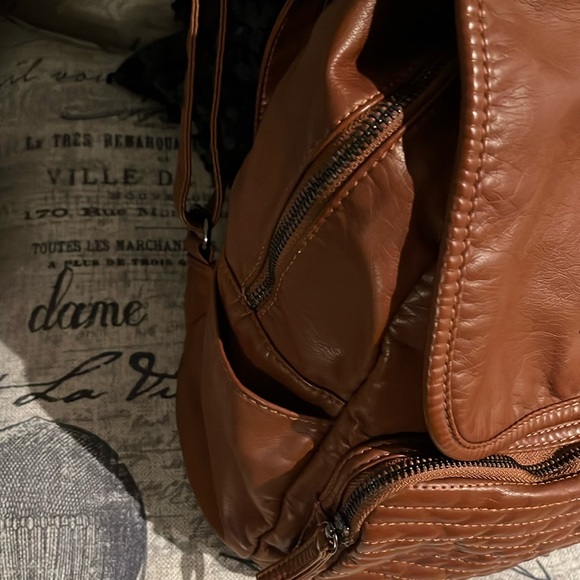 Cargo pleather backpack - Picture 3 of 6